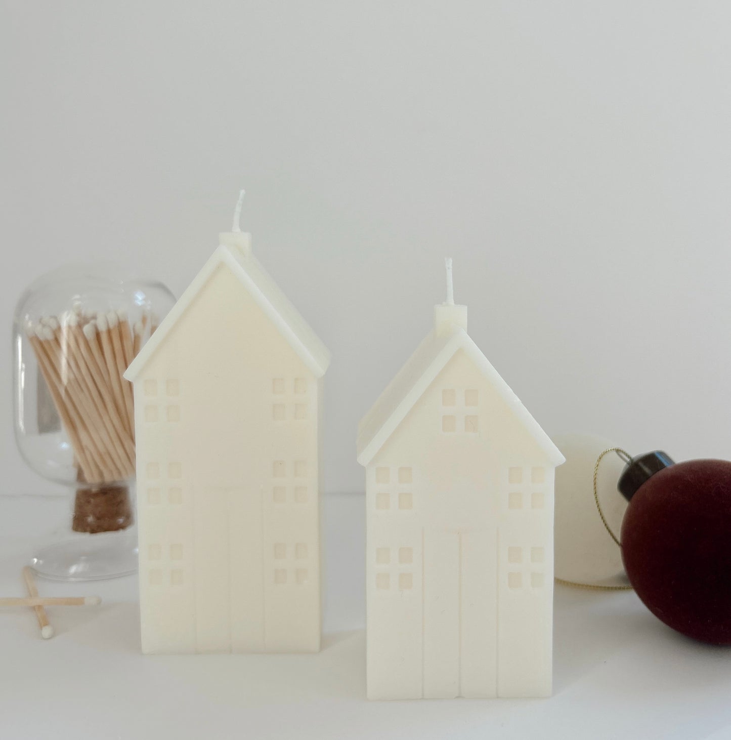 Small Holiday House Candle